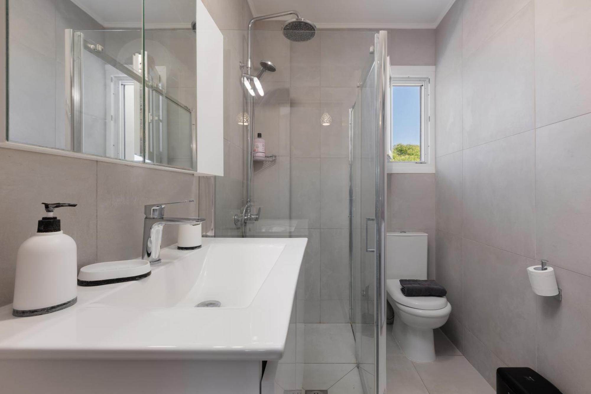 Sundial House Apartment กูเวีย ภายนอก รูปภาพ