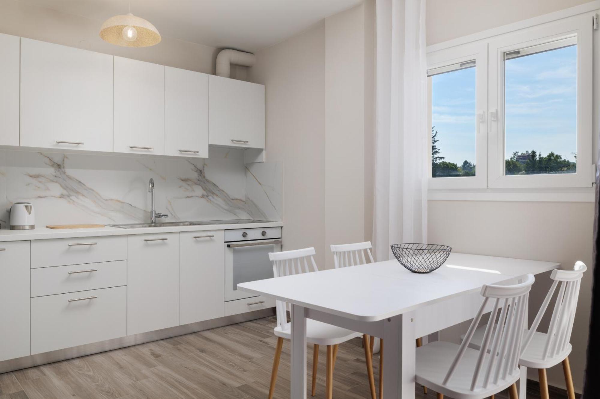 Sundial House Apartment กูเวีย ภายนอก รูปภาพ