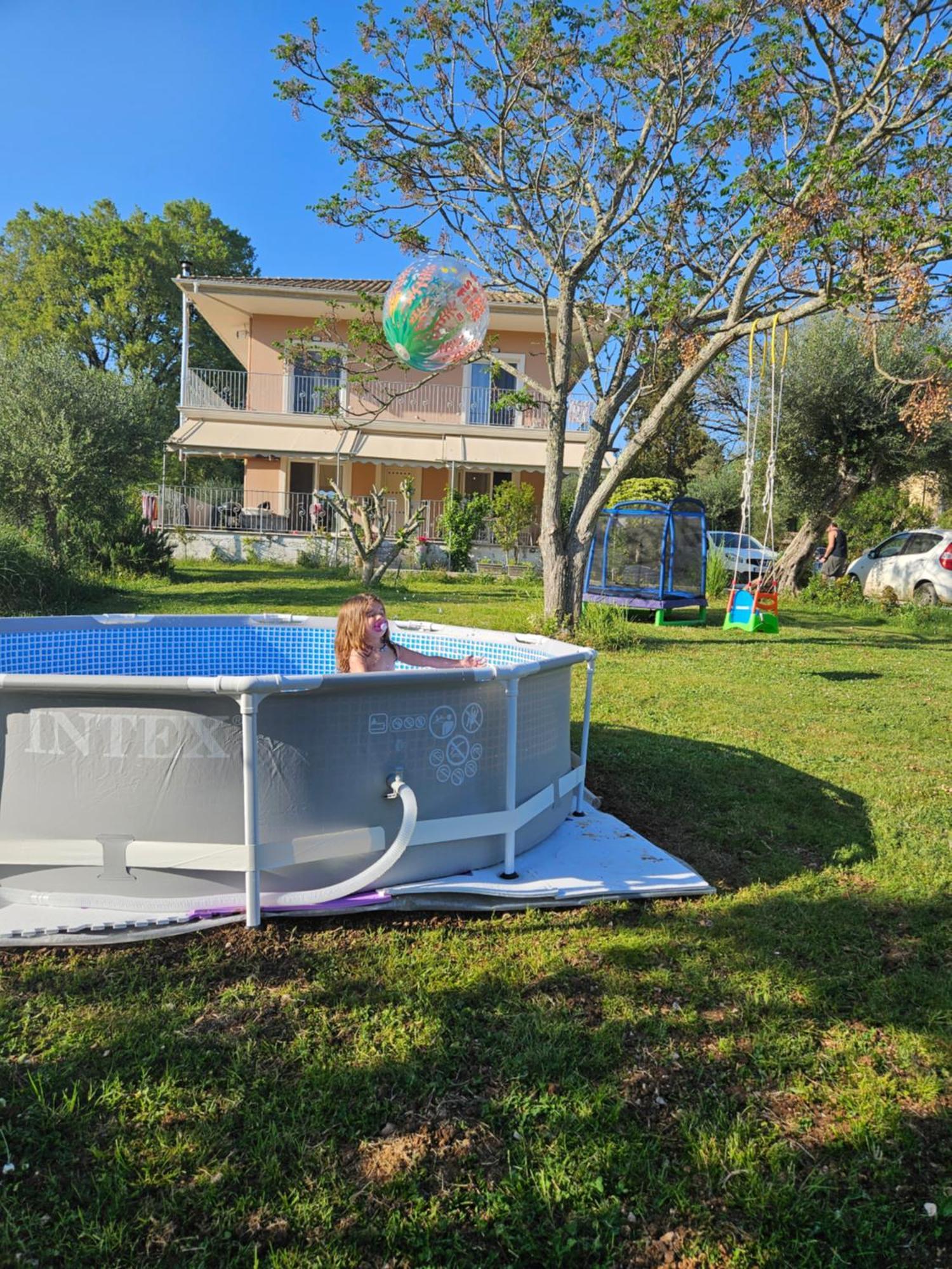Sundial House Apartment กูเวีย ภายนอก รูปภาพ